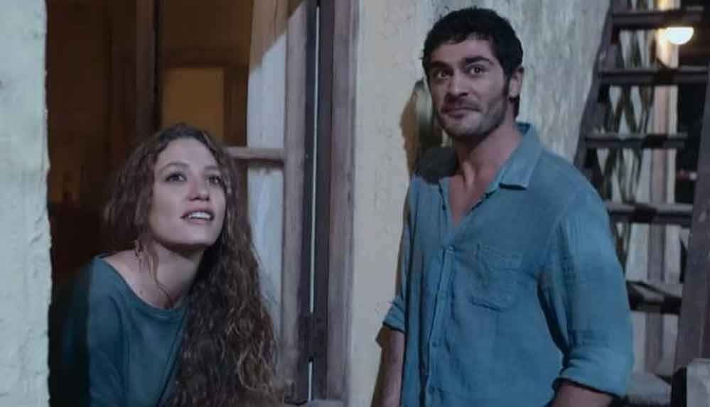 Serenay Sarıkaya ve Burak Deniz’in çıplak sahneleri gündem oldu: Şahmaran dizisinin yeni fragmanı yayınlandı!