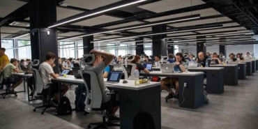 6-aylık-pilot-uygulama-sona-erdi--İngiltere'de-onlarca-şirket-haftada-4-gün-çalışmayı-kalıcılaştırıyor