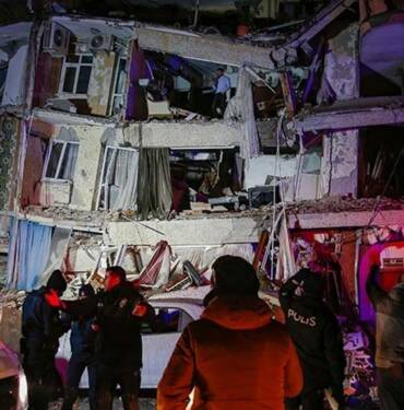 AFAD'dan-açıklama--7-ilde-76-kişi-yaşamını-yitirdi,-440-kişi-yaralandı