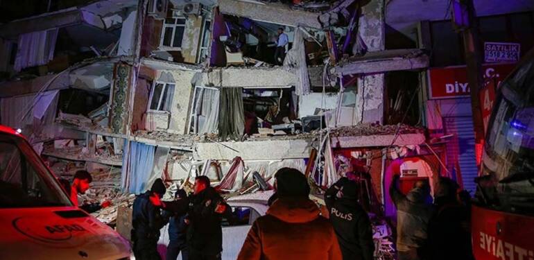 AFAD’dan açıklama: 7 ilde 76 kişi yaşamını yitirdi, 440 kişi yaralandı