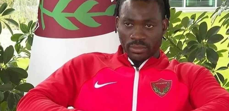 Depremde hayatını kaybeden Hatayspor'un yıldızı Christian Atsu'nun son görüntüleri ortaya çıktı! WhatsApp yazışması herkesi ağlattı 6 Acı-haberi-menajeri-duyurdu--Enkaz-altında-kalan-Hataysporlu-futbolcu-Christian-Atsu'nun-cansız-bedenine-ulaşıldı