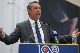 Ali-Koç-kürsüde-esti-gürledi!-“Türkiye-Cumhuriyeti-devletinin-ayıbıdır-bu!”