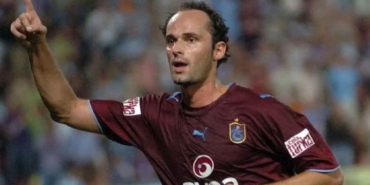 Aort-damarı-yırtılan-efsane-golcü-Ersen-Martin'in-son-hali-yürekleri-parçaladı-