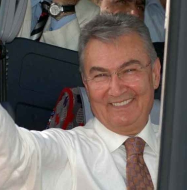 Deniz Baykal bugün son yolculuğuna uğurlanacak 10 Deniz-Baykal-bugün-son-yolculuğuna-uğurlanacak-