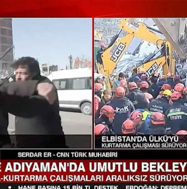 Deprem bölgesindeki CNN Türk ekibine canlı yayında müdahale! "Çekme demedim mi?" diyerek muhabire vurdu 3 Deprem-bölgesindeki-CNN-Türk-ekibine-canlı-yayında-müdahale!-'Çekme-demedim-mi-'-diyerek-muhabire-vurdu