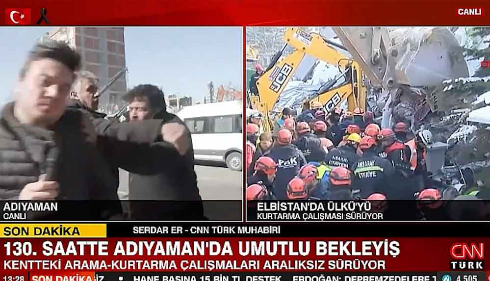 Deprem bölgesindeki CNN Türk ekibine canlı yayında müdahale! "Çekme demedim mi?" diyerek muhabire vurdu