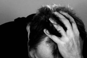 Depremin ardından travma sonrası stres bozukluğunda "psikolojik ilk yardım" önerisi 2 Depremin-ardından-travma-sonrası-stres-bozukluğunda-'psikolojik-ilk-yardım'-önerisi