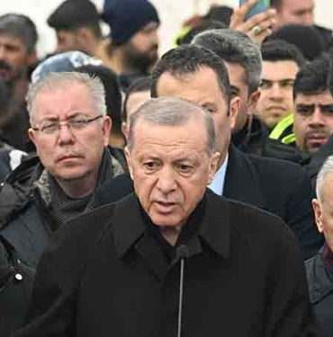 Son Dakika... Erdoğan açıkladı: Depremlerde can kaybı 18 bin 991'e yükseldi 9 Erdoğan açıkladı Depremlerde can kaybı 18 bin 991'e yükseldi