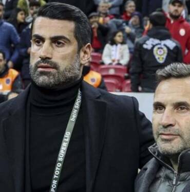 Galatasaray-Divan-Kurulu'nda-Volkan-Demirel'e-büyük-alkış--'Yüreğindeki-ay-yıldız-ve-bayrak-sevgisi...'