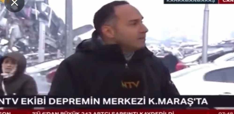 Vatandaş "Yardım gelmiyor" dedi; Habertürk’ten sonra NTV de depremzedenin sesini kesti! 6 Habertürk’ten-sonra-NTV-de-depremzedenin-sesini-kesti!