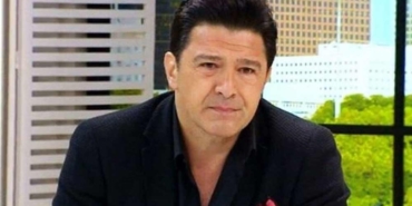 Hakan-Ural’ın-hedefinde-Ekşi-Sözlük-var--Lağım-çukuru-Ekşi-Sözlük'e-erişim-engeli-kararı-için-geç-kalındı,-sonsuza-dek-olmaz-olsun