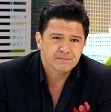 Hakan Ural’ın çıkışı gündem oldu: ‘Batı medeniyeti diyenin Osmanlı tokadı vurup boynunu kırmazsam...' 3 Hakan-Ural’ın-hedefinde-Ekşi-Sözlük-var--Lağım-çukuru-Ekşi-Sözlük'e-erişim-engeli-kararı-için-geç-kalındı,-sonsuza-dek-olmaz-olsun