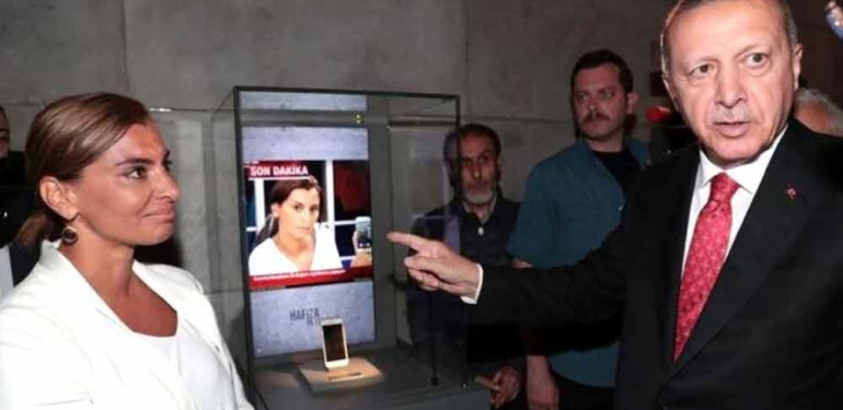 Hande-Fırat-kulis-bilgisini-paylaştı--İşte-Erdoğan'ın-düşündüğü-seçim-tarihi