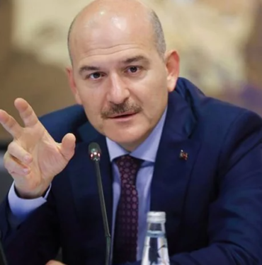 Bakan Süleyman Soylu, "Erdoğan gitsin" diyenlere seslendi: 14 Mayıs'tan sonra üzerinizde tepineceğiz 8 İstanbul'daki konsoloslukların kapatılmasına Bakan Soylu’dan tepki- Türkiye'ye karşı psikolojik harp yürütülmekte