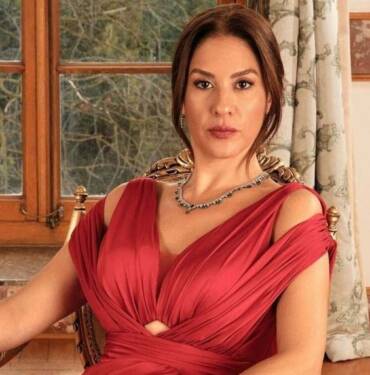 'Sette olay çıkardı' iddialarına Kızılcık Şerbeti'nin başrolü Evrim Alasya'dan fotoğraflı yanıt 8 'Sette-olay-çıkardı'-iddialarına-Kızılcık-Şerbeti'nin-başrolü-Evrim-Alasya'dan-fotoğraflı-yanıt
