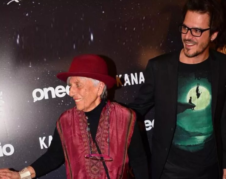 Ünlü oyuncu Mehmet Günsür’ün anne acısı! Cenaze törenini kimseye haber vermedi…