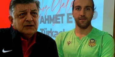 Yılmaz-Vural-‘perişan-haldeyim’-diyerek-duyurdu--Kaleci-Ahmet-Eyüp-Türkaslan-enkaz-altında