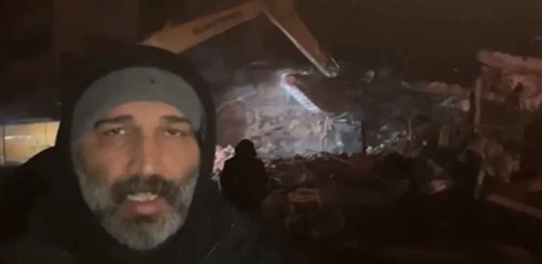 Barış Atay İskenderun’dan canlı yayın yaptı: Burada herhangi bir kurtarma çalışması yok 1 barış-atay