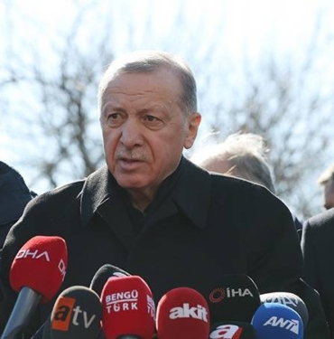 Erdoğan depremde son durumu açıkladı: Can kaybı 14 bin 14, yağma olaylarına OHAL yetkisi ile müdahale edilecek 10 recep tayyip erdoğan