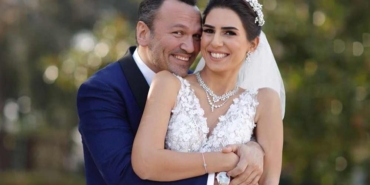 Ali-Sunal’dan-evlilik-yıldönümünde-romantik-paylaşım--Rüyalarımı-gerçeğe-dönüştüren-Nazlı-yârim,-seni-çok-seviyorum