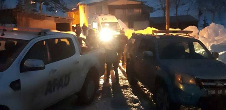 Artvin’de doğa yürüyüşü esnasında çığ düştü… Ölü ve yaralılar var!