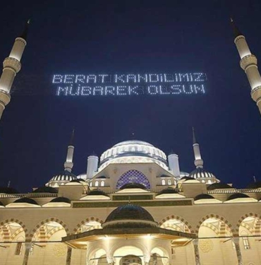 Berat Kandili’nde hangi dualar okunur? Berat Kandili’nin anlamı ve önemi nedir? 3 Berat-Kandili’nde-hangi-dualar-okunur--Berat-Kandili’nin-anlamı-ve-önemi-nedir-