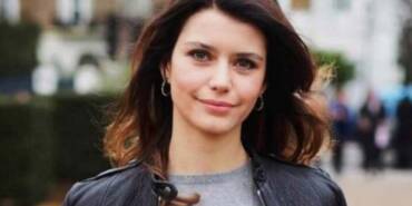 Beren-Saat'ten-'8-Mart'-paylaşımı--'Aydınlık-Türkiye-için-benim-hâlâ-umudum-var'