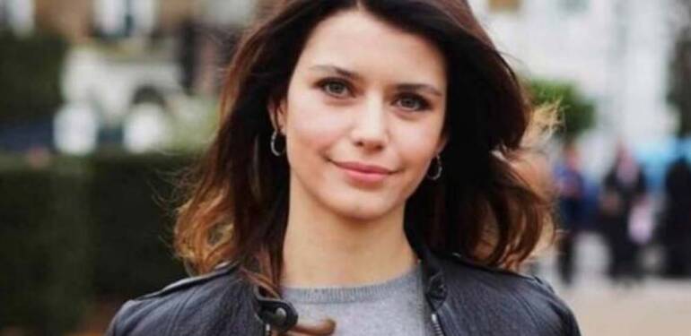 Bayramları karıştıran Beren Saat 19 Mayıs yerine 23 Nisan’ı kutladı: Ulusal egemenlik ve gençlik bayramımız kutlu olsun 1 Beren-Saat'ten-'8-Mart'-paylaşımı--'Aydınlık-Türkiye-için-benim-hâlâ-umudum-var'