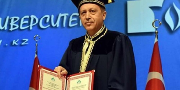 Cumhurbaşkanı-Erdoğan'ın-üniversite-diploması-ve-mezuniyet-belgesi-paylaşıldı-
