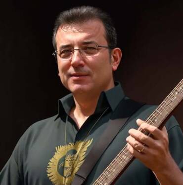 Ekrem İmamoğlu, yapay zekanın oluşturduğu görselini paylaştı: "Sevdim bu işi" 9 Ekrem-İmamoğlu,-yapay-zekanın-oluşturduğu-görselini-paylaştı--'Sevdim-bu-işi'