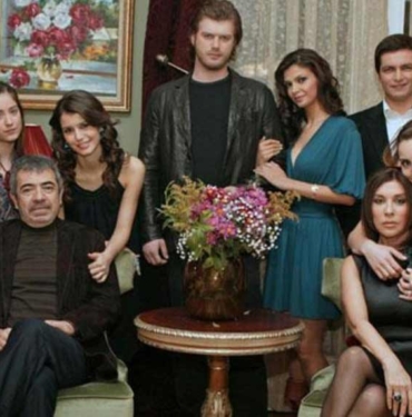 Filmi-çekilecek-olan-Aşk-ı-Memnu’nun-yeni-Bülent-ve-Nihat’ı-belli-oldu!