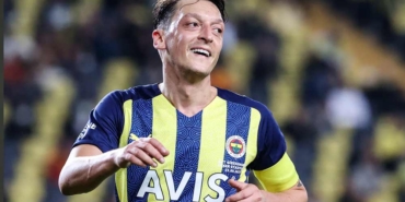 İngilizler-açıkladı--Futbolu-bırakan-Mesut-Özil’in-serveti-dudak-uçuklattı