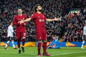 İngiltere'de-tarihi-gece--Liverpool-ezeli-rakibi-Manchester-United’ı-7-0-yendi!