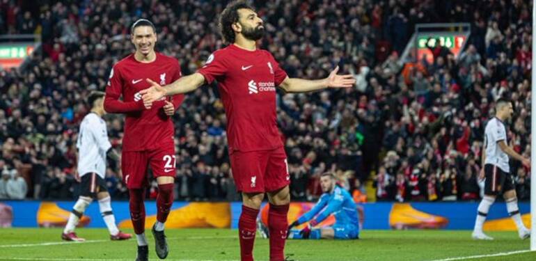 İngiltere’de tarihi gece: Liverpool ezeli rakibi Manchester United’ı 7-0 yendi, Salah şov yaptı!
