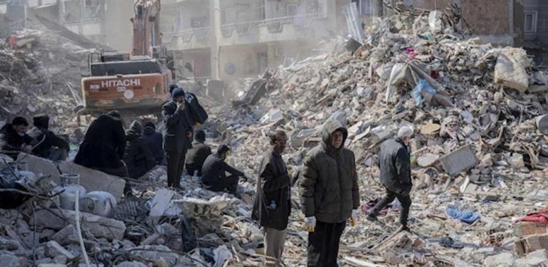 Kahramanmaraş-depremlerinde-hayatını-kaybedenlerin-sayısı-47-bin-932'ye-yükseldi