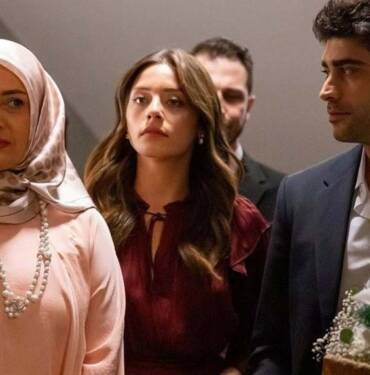 'Kızılcık-Şerbeti'-dizisindeki-'alkollü-kolonya'-sahnesi-sosyal-medyada-gündem-oldu