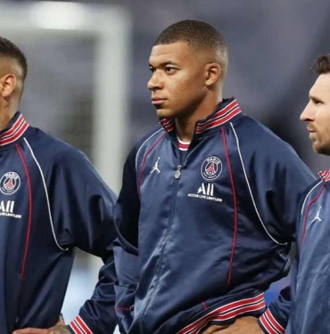Mbappe'nin aylık maaşı dudak uçuklattı 4 Mbappe'nin-aylık-maaşı-dudak-uçuklattı