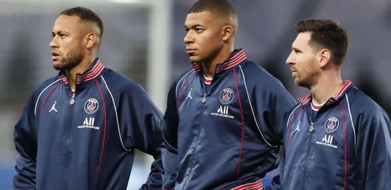 Mbappe'nin aylık maaşı dudak uçuklattı 1 Mbappe'nin-aylık-maaşı-dudak-uçuklattı