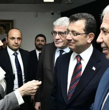 Meral Akşener’in İmamoğlu ve Yavaş önerisine Saray’dan peş peşe itirazlar: Anayasa ihlalidir, halk hesabını sorar 7 Meral-Akşener’in-İmamoğlu-ve-Yavaş-önerisine-Saray’dan-peş-peşe-itirazlar