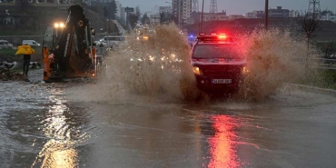 Meteoroloji-uyardı--Deprem-bölgesinde-gök-gürültülü-sağanak-etkili-olacak