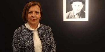 Nazender-Süzer-Gökçe,-dedesi-Aşık-Veysel'li-anlattı--Dedemin-çok-ünlü-bir-ozan-olduğunu-bilmiyorduk