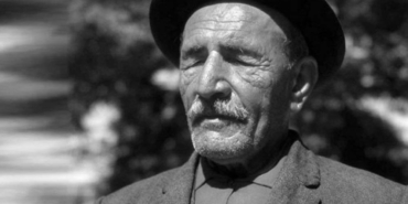 Sazıyla Türkiye’yi dolaştı- Türküleriyle dinleyicilerinin gönlünde unutulmaz izler bırakan usta saz şairi Aşık Veysel vefatının 50. yılında anılıyor