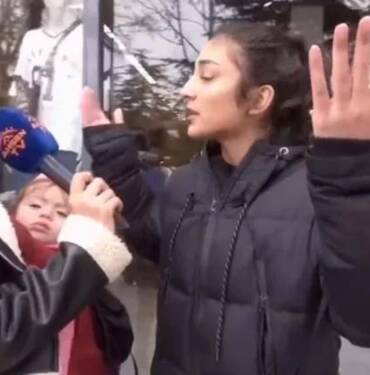 Sokak röportajı yapan Ahsen TV 'muhabir'i: "At gözlüklerini çıkarsana, neden kuduruyorsun" 8 Sokak-röportajı-yapan-Ahsen-TV-'muhabir'i--'At-gözlüklerini-çıkarsana',-'Neden-kuduruyorsun'