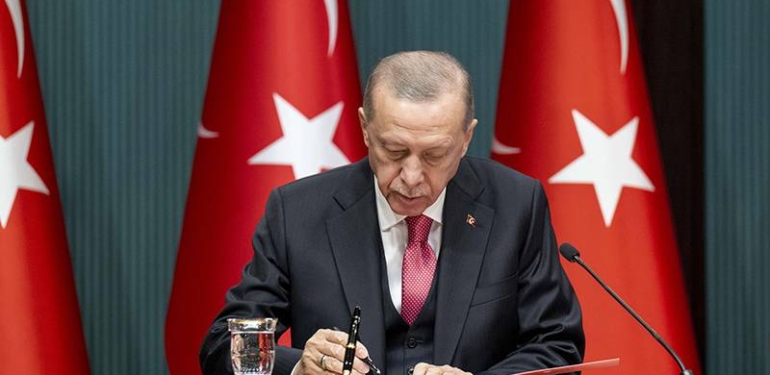Son Dakika... Erdoğan seçim tarihini resmen ilan etti! 1 Son Dakika... Erdoğan seçim tarihini resmen ilan etti!