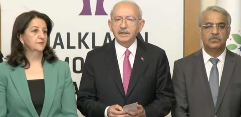 Son Dakika... HDP’yi ziyaret eden Kılıçdaroğlu’ndan ilk açıklama! 6 Son-Dakika...-HDP’yi-ziyaret-eden-Kılıçdaroğlu’ndan-ilk-açıklama!