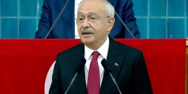 Son-Dakika…-13.-Cumhurbaşkanı-adayı-CHP-lideri-Kılıçdaroğlu,-partisinin-kürsüsüne-veda-ediyor!-'Size-son-kez-bu-kürsüden-bakmak-için-buradayım'