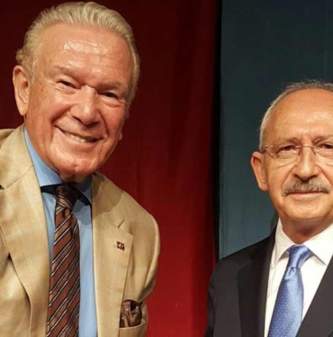 Uğur Dündar’dan Kılıçdaroğlu’na açık mektup: Çankaya Köşkü’ndeki kişisel harcamalarınızı devlete ödetmeyip maaşınızdan karşılayın 10 Uğur-Dündar’dan-Kılıçdaroğlu’na-açık-mektup--Çankaya-Köşkü’ndeki-kişisel-harcamalarınızı-devlete-ödetmeyip-maaşınızdan-karşılayın