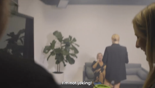 Ünlü DJ Fifi Box ayak fotoğraflarını ‘hayır için’ OnlyFans’ten satışa çıkardı! Fotoğraf başına 10 dolar istiyor