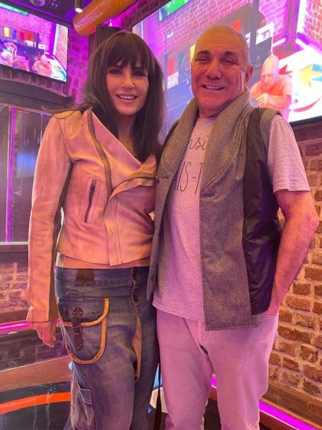 65 yaşındaki Ayşegül Aldinç'in son haline yorum yağdı! “18'lik kız gibisin”