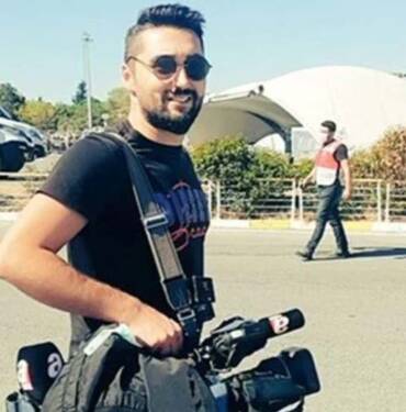A Haber çalışanı Fındıklı: “Seçimde Erdoğan'ı desteklemeyeceğimi söyledim üç gün içinde çıkarıldım” 3 A-Haber-çalışanı-Fındıklı--“Seçimde-Erdoğan'ı-desteklemeyeceğimi-söyledim-üç-gün-içinde-çıkarıldım”